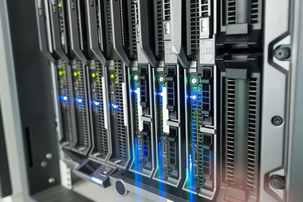 assistenza server e rete aziendale Mendrisio network servers data room domestic room